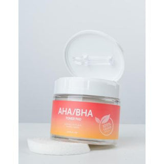 barulab clean vegan toner pad container, barulab toner pad application Barulab The Clean Vegan Toner Pad AHA/BHA | 30 Pads Barulab Vegan Toner Pad AHA/BHA - Cleanser Pads barulab, vegan-toner, aha-bha, cleanser-pads, skincare, natural-ingredients, eco-friendly, toner, vegan, ai-generated