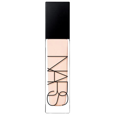 Natural Radiant - Longwear Full Coverage Liquid Foundation for Normal, Dry & Combination Skin - Natural Finish, Clean Be
