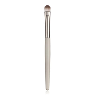 eklips-trend-eye-shadow-brush-2, close-up-of-eklips-eye-shadow-brush Eklips Trend Eye Shadow Brush 2 - Versatile Brush for Cream and Powder Shadows | Perfect for Makeup Lovers Eklips Trend Eye Shadow Brush 2 - Ideal for Cream and Powder Shadows eyeshadow-brush, eklips, makeup-brush, makeup-tools, cream-shadow, powder-shadow, makeup-lovers, beauty, eye-makeup, ai-generated