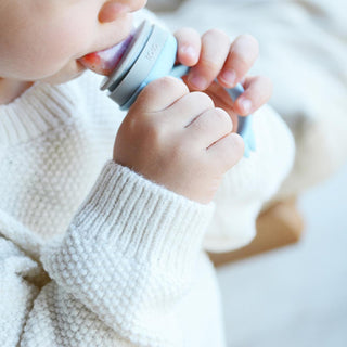 OiOi Baby Silicone Food Feeder - Safe Feeding & Teething Relief for Infants OiOi Baby Silicone Food Feeder for Safe Feeding baby food feeder, silicone baby feeder, teething relief, baby feeding, food-grade silicone baby product, baby products, feeding accessories, teething toys, silicone baby products, baby essentials