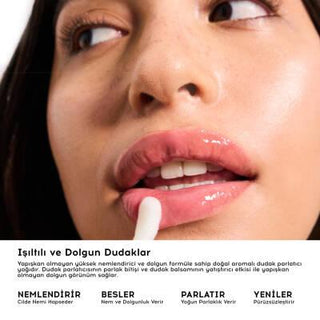 Cream Co. Lip Oil Gloss - Vanilla, Vegan & Nourishing Lip Care with Jojoba Oil & Vitamin E Cream Co. Vegan Lip Oil Gloss - Vanilla for Nourished Lips vegan lip gloss, nourishing lip oil, moisturizing lip care, vanilla flavored lip gloss, natural lip care products, lip care, vegan beauty products, cruelty-free cosmetics, healthy lips, lip moisturizer, glossy finish lip care