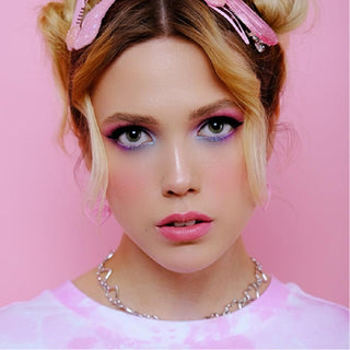 Soda Pressed Highlighter 103 - Natural Glow Makeup Highlighter for Everyday Use Soda Pressed Highlighter 103 - Natural Makeup Glow highlighter, makeup highlighter, pressed highlighter, Soda Pressed Highlighter, natural makeup glow, everyday makeup, subtle shine, makeup essentials, cosmetic products, beauty products, face highlighter, glow makeup, natural glow highlighter, creative makeup, daily makeup routine