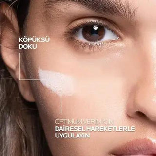 la roche posay mela b3 cleansing gel 200ml, close up of la roche posay cleansing gel bottle, application of mela b3 gel on skin La Roche Posay Mela B3 Cleansing Gel - Dark Spot Treatment | 200 ml La Roche Posay Mela B3 Cleansing Gel - Dark Spot Treatment la-roche-posay, mela-b3, cleansing-gel, dark-spot-treatment, skincare, sensitive-skin, facial-cleanser, niacinamide, daily-use, ai-generated