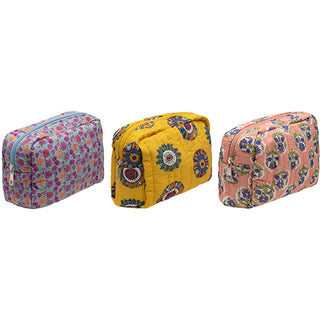 Eklips Quilted Cosmetic Bag: Stylish & Compact Makeup Organizer - Perfect Travel Size! Eklips Quilted Cosmetic Bag: Travel Makeup Organizer cosmetic bag, makeup bag, quilted makeup bag, zippered cosmetic bag, small makeup bag, travel cosmetic bag, stylish makeup bag, Eklips makeup bag, makeup organizer, travel bag, small bag, zippered bag, quilted bag, organizer bag, makeup storage, cosmetic storage, travel organizer, gifts for her, gifts for women, beauty accessories, fashion accessories, compact bag, dura