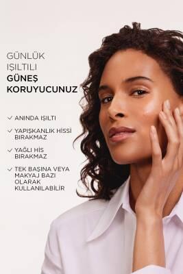 L'Oreal Paris Bright Reveal Tinted Sunscreen Fluid SPF 50 - Dark Spot Corrector, Evens Skin Tone, Medium Tint, Daily Sun Protection L'Oreal Tinted Sunscreen SPF 50: Dark Spot Corrector & Protection tinted sunscreen, SPF 50 sunscreen, dark spot corrector, skin brightening sunscreen, sunscreen with niacinamide, medium tinted sunscreen, Loreal sunscreen, sun protection for dark spots, daily sunscreen fluid, sunscreen, SPF 50, dark spot treatment, skin brightening, niacinamide, medium tint, sun protection, dail