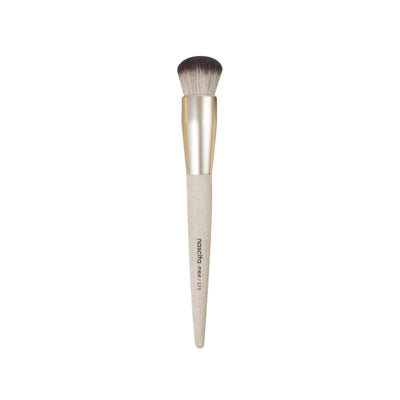 Nascita Eco-Friendly Foundation Brush 373 - Precise Application, Sustainable Makeup Tool for Beauty Enthusiasts