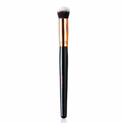 Nascita Pro Oval Makeup Brush: Achieve Flawless Concealer Application, Minimize Blemishes & Redness - Perfect for Liquid