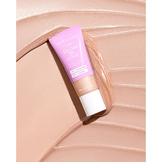 Wet n Wild MegaGlo Glow in Love Radiance Liquid Highlighter - Niacinamide, Buildable Coverage, Radiant Glow Wet n Wild MegaGlo Liquid Highlighter - Radiant Glow, Niacinamide liquid highlighter, wet n wild MegaGlo, glow in love radiance, niacinamide highlighter, buildable highlighter, skincare-infused makeup, radiant glow, natural glow, makeup with skincare benefits, beauty essentials, glow up, Wet n Wild cosmetics
