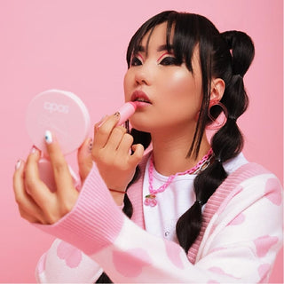 SODA Lip & Cheek Jel Allık 102 Fingers Crossed: Natural Buildable Cream Blush Stick for Lips & Cheeks - Easy Application & Blendable Formula SODA Fingers Crossed Gel Blush: Natural Lip & Cheek Color gel blush stick, cream blush, lip and cheek tint, natural blush makeup, easy to apply blush, buildable blush color, SODA blush, Fingers Crossed blush, blendable blush, multi-purpose blush, blush stick, cream blush stick, lip tint, cheek tint, natural makeup, easy application, buildable color, SODA makeup, SODA F