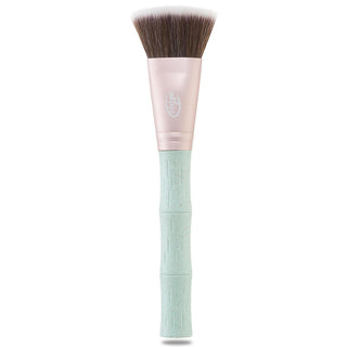 eklips natural flat contour brush, contour brush for makeup lovers, flat contour brush with wide fan head Eklips Natural Flat Contour Brush - Perfect for Defining Your Features | Essential Makeup Tool Eklips Natural Flat Contour Brush - Ideal for Makeup Lovers eklips, natural-contour-brush, makeup-tools, flat-contour-brush, cosmetic-brush, makeup-accessory, makeup-lovers, contouring, ai-generated, makeup-brush