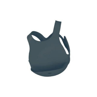 oioi baby bib deep blue front view, oioi baby bib deep blue with food in pocket Oioi Baby Bib - Deep Blue | 6 Months to 4 Years Oioi Baby Bib - Deep Blue oioi, baby-bib, deep-blue, silicone-bib, adjustable-bib, 6-months-to-4-years, mealtime, parenting, caregivers, ai-generated