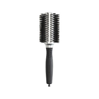 Olivia Garden Essential Blowout Soft Boar Bristles Silver Hair Brush for Blowouts and Styling Olivia Garden Blowout Brush - Soft Boar Bristles Hair Brush, Boar Bristle Brush, Blowout Brush, Olivia Garden, Hair Styling Tools, Hair Care, Beauty Tools, Soft Boar Bristles, Silver Fırça, Essential Blowout Series