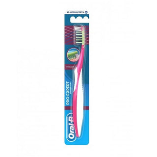 Oral-B Pro-Expert CrossAction Massager Toothbrush / Medium
